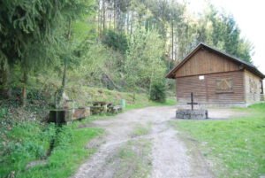 Steighütte Lautenbach Vorplatz